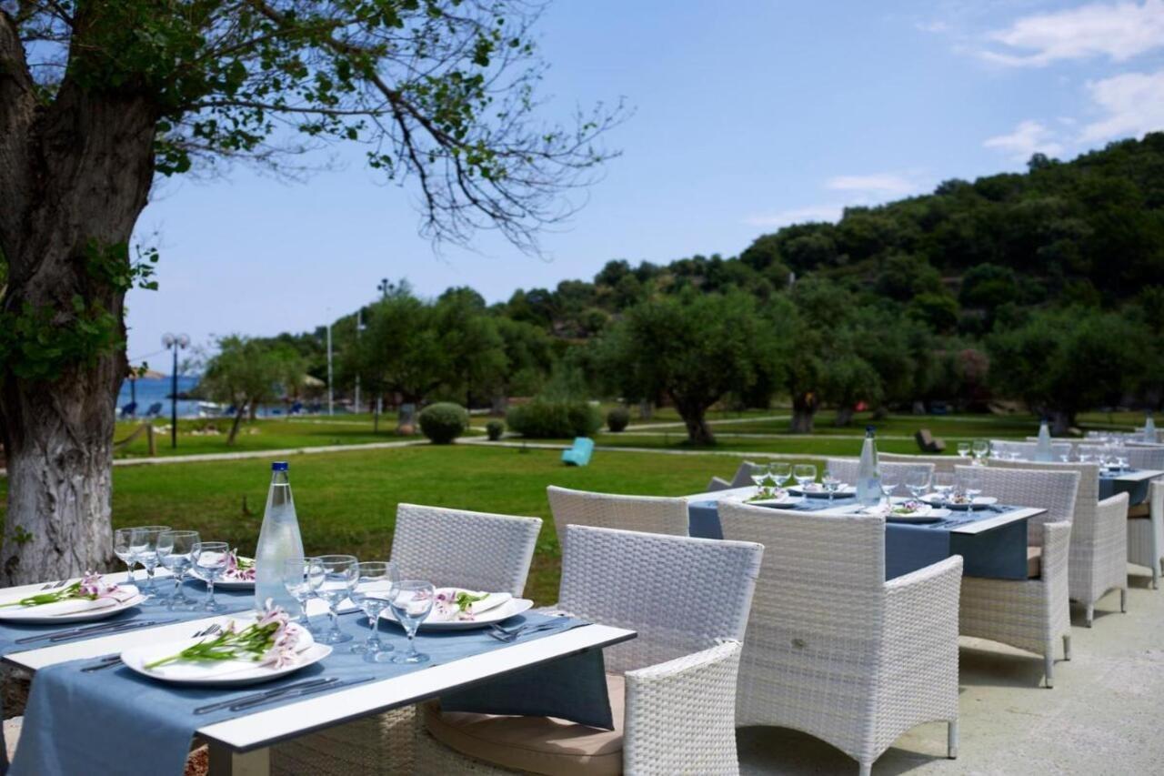 Belle Helene Hotel Vathí Restoran fotoğraf